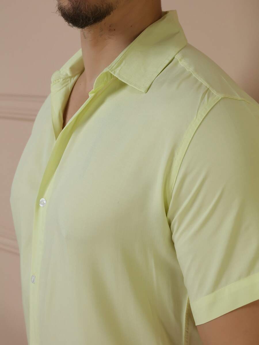 Camisa Masculina Manga Curta De Botão Lisa em viscose Balli