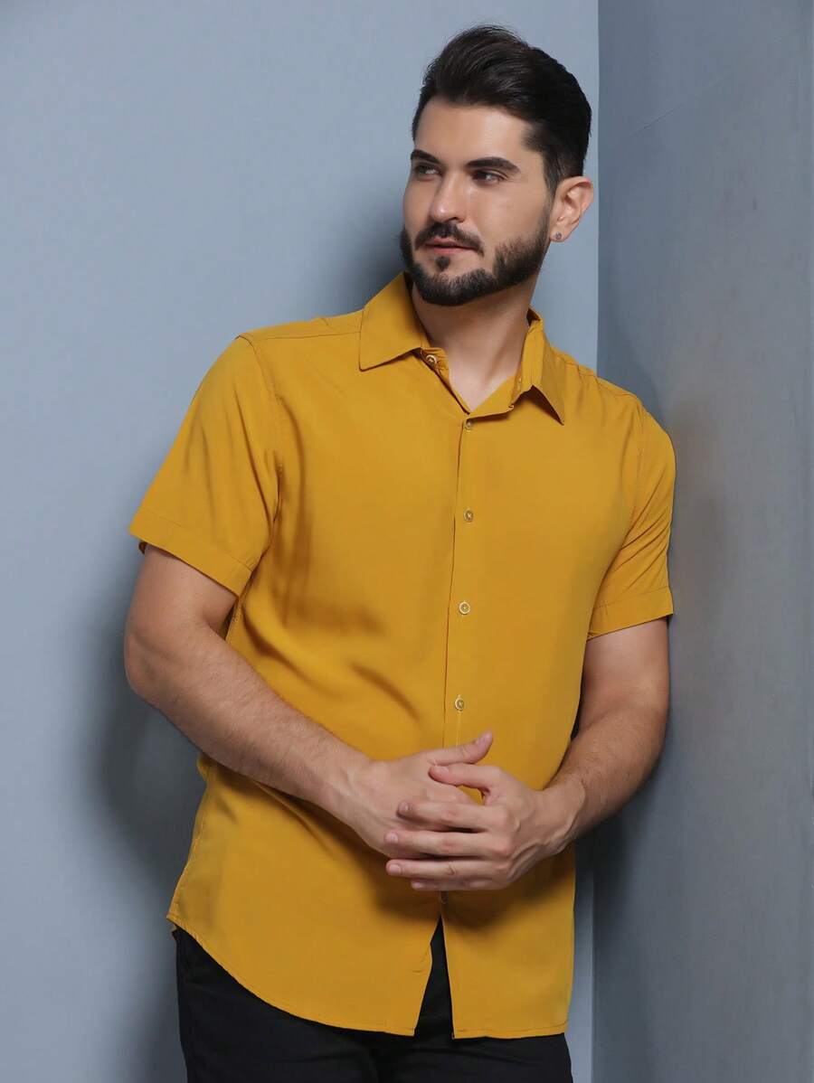 Camisa Masculina Manga Curta De Botão Lisa em viscose Balli