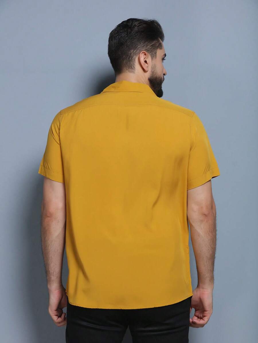 Camisa Masculina Manga Curta De Botão Lisa em viscose Balli