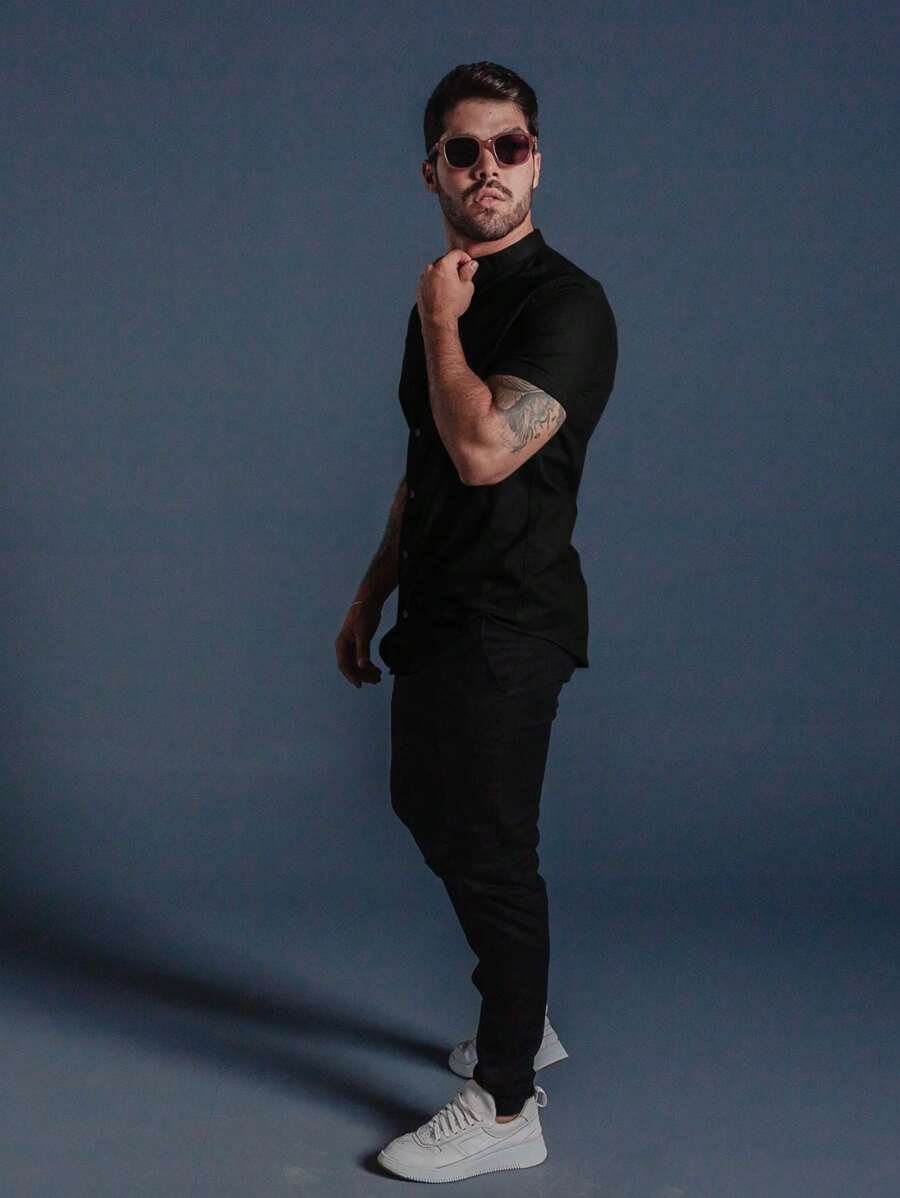 Camisa Masculina Manga Curta Gola Padre Aspecto de Linho