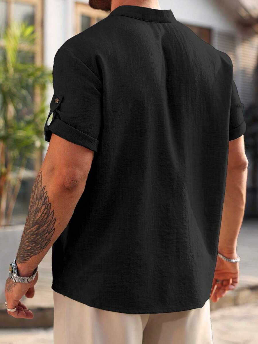 Camisa Masculina Casual de Manga Curta Solta e de Cor Sólida