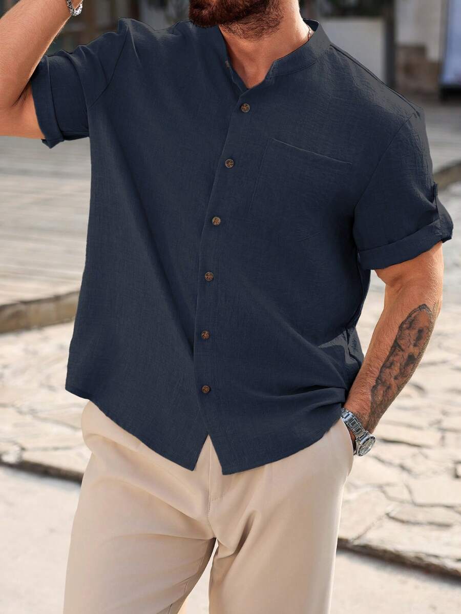 Camisa Masculina Casual de Manga Curta Solta e de Cor Sólida