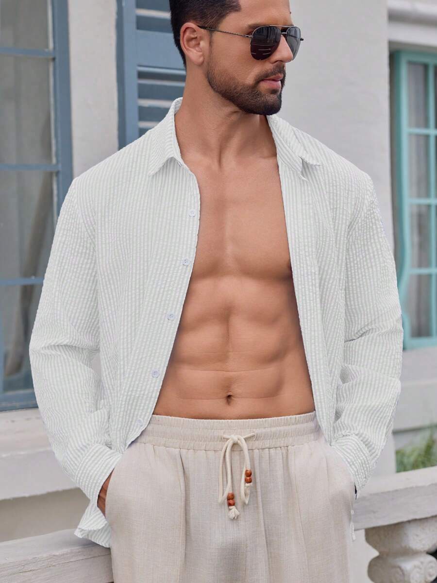 Camisa Masculina de Tecido Texturizado com Listras