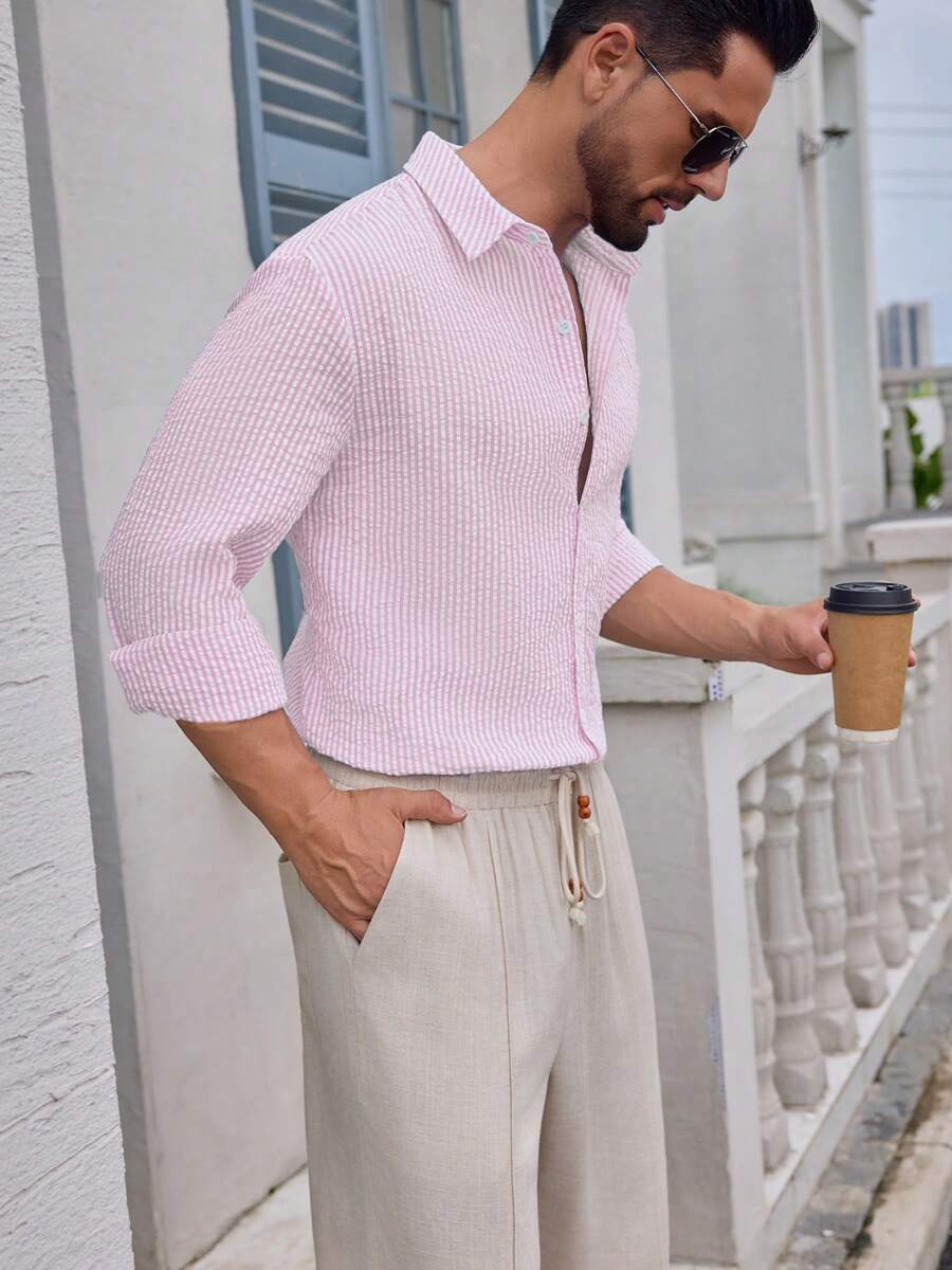 Camisa Masculina de Tecido Texturizado com Listras