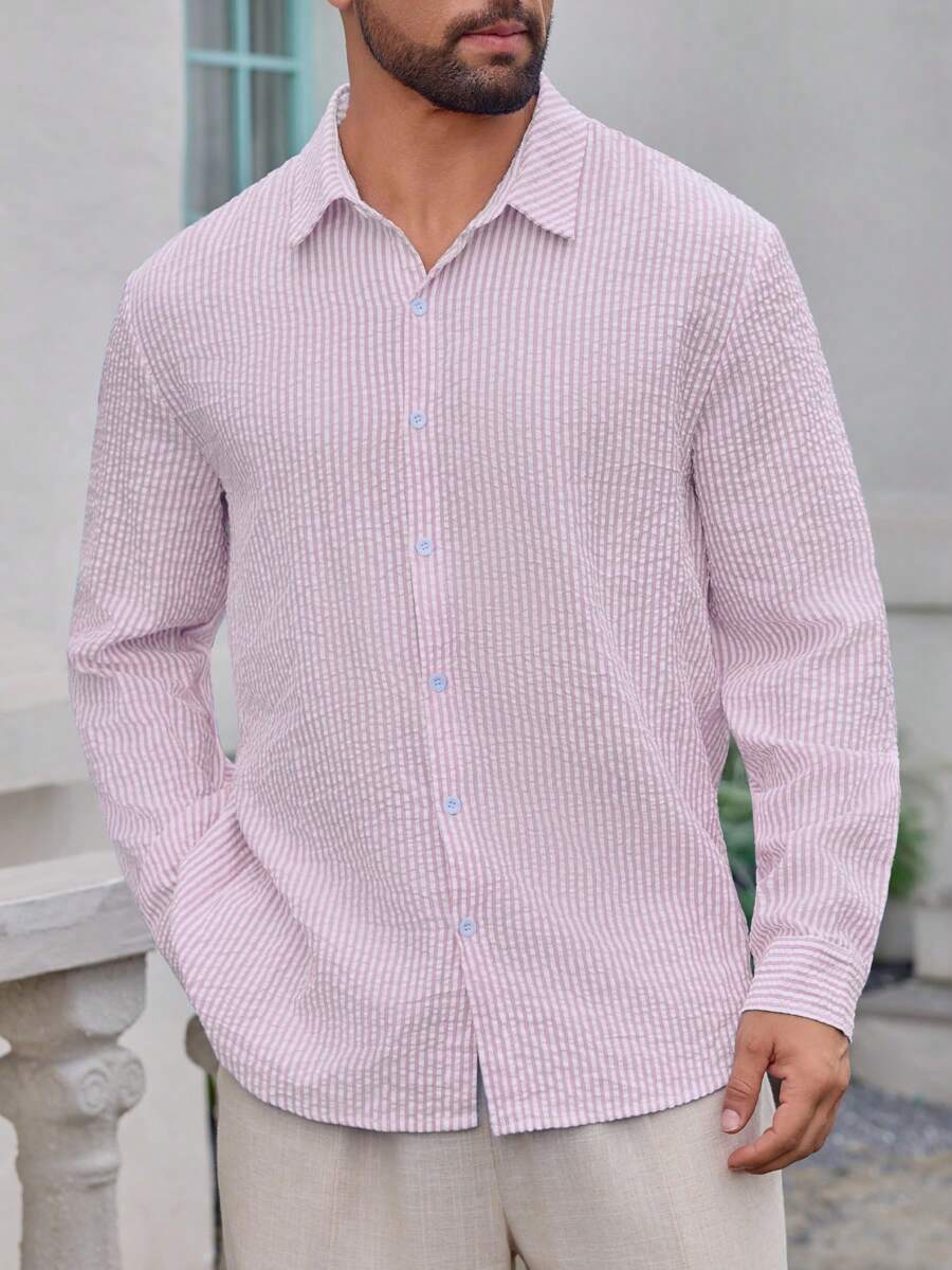 Camisa Masculina de Tecido Texturizado com Listras