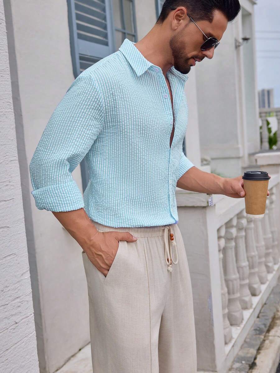 Camisa Masculina de Tecido Texturizado com Listras