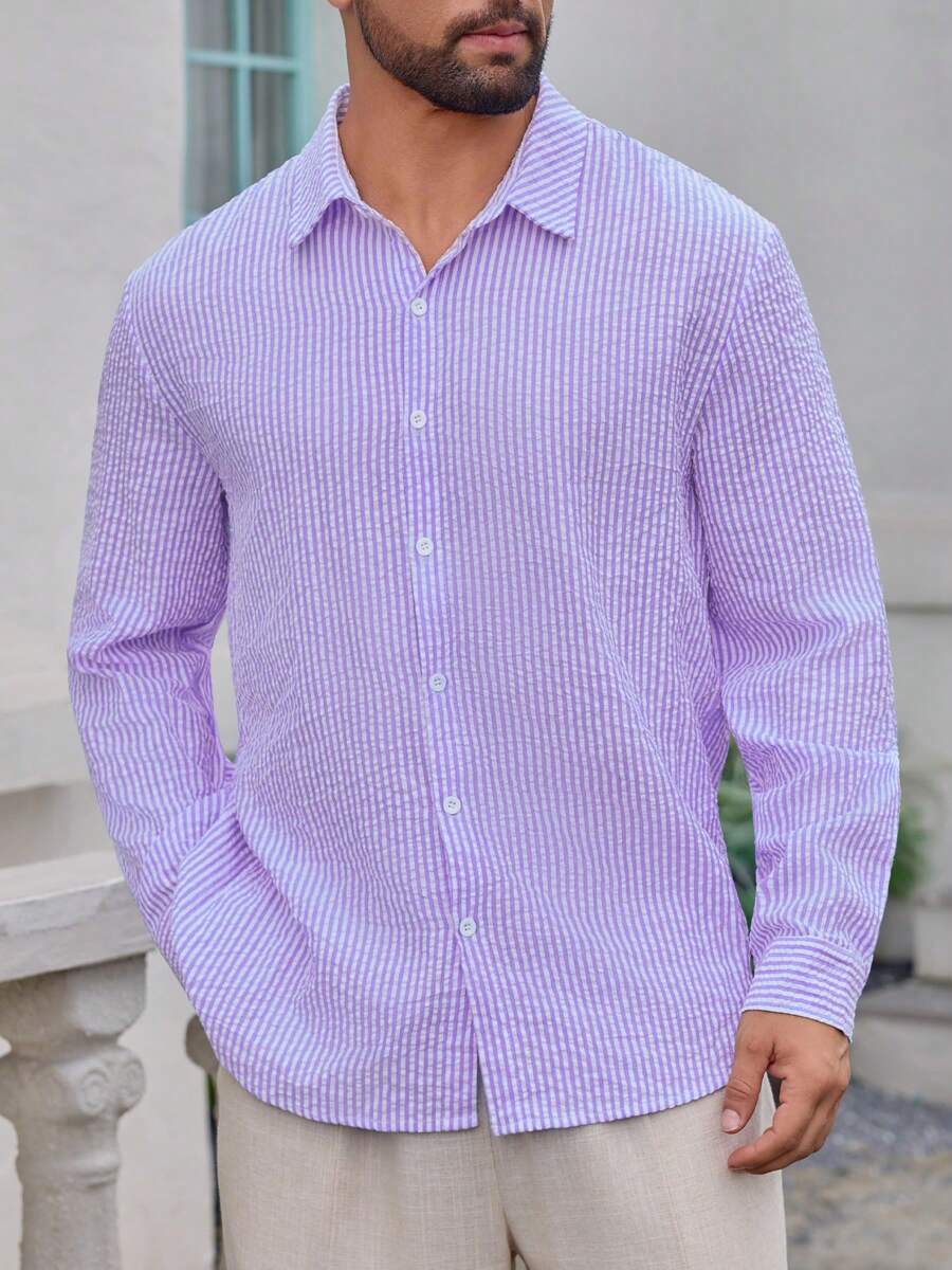 Camisa Masculina de Tecido Texturizado com Listras