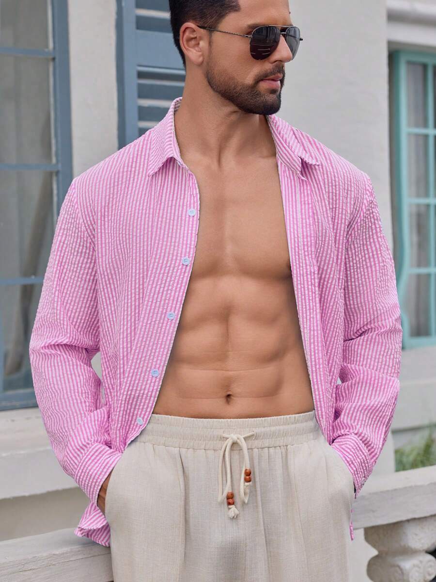 Camisa Masculina de Tecido Texturizado com Listras