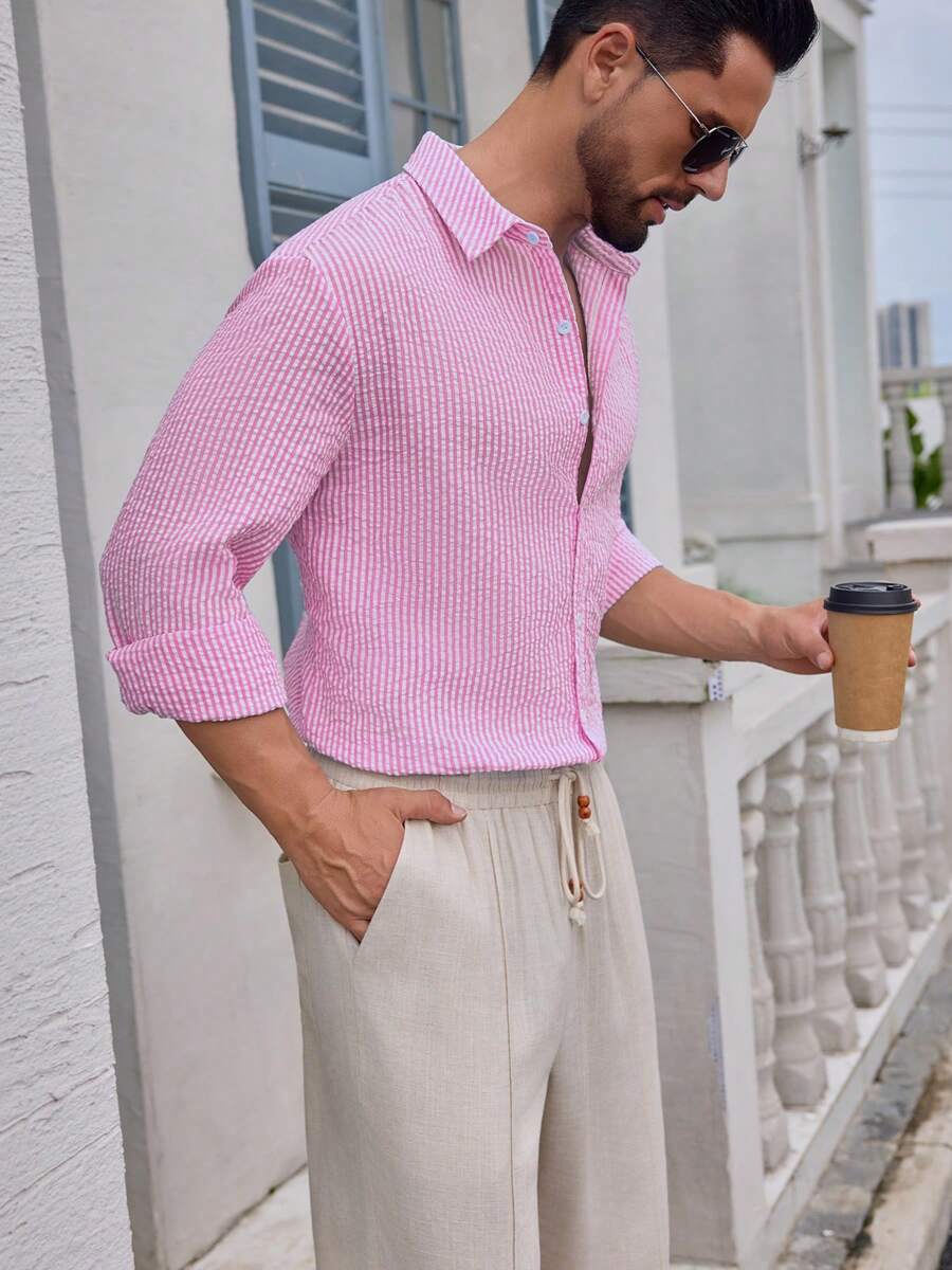 Camisa Masculina de Tecido Texturizado com Listras