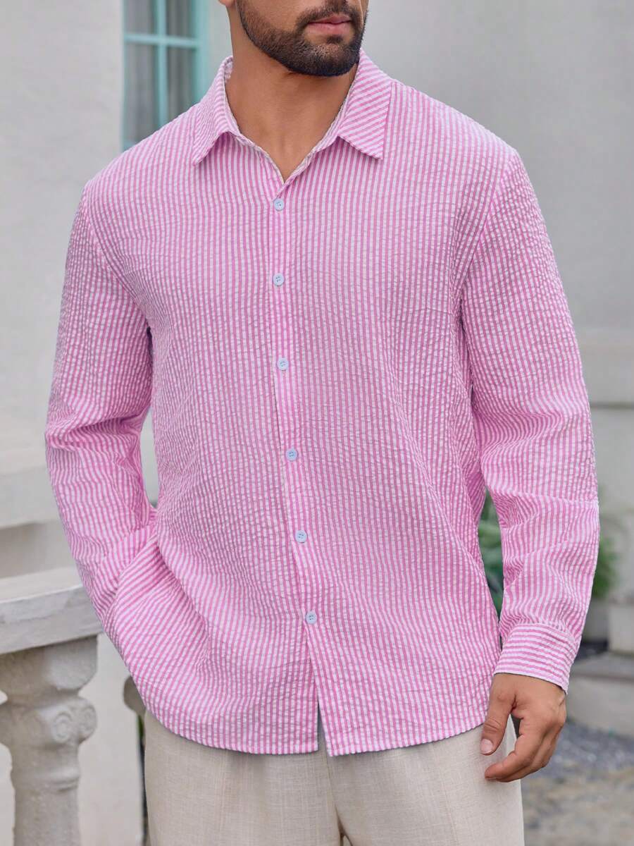 Camisa Masculina de Tecido Texturizado com Listras