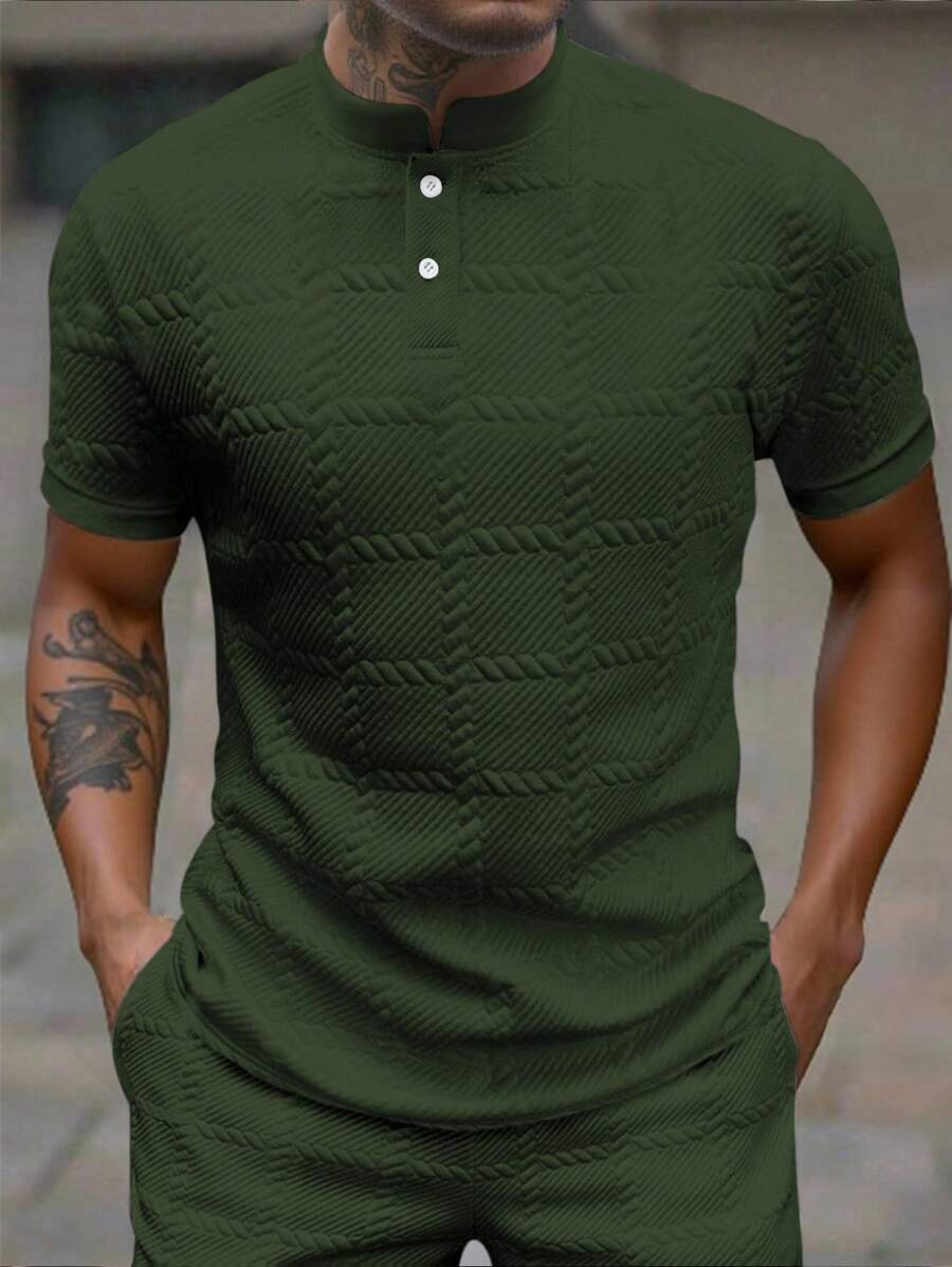 Camisa Masculina Estilo Polo de Manga Curta com Gola Padre