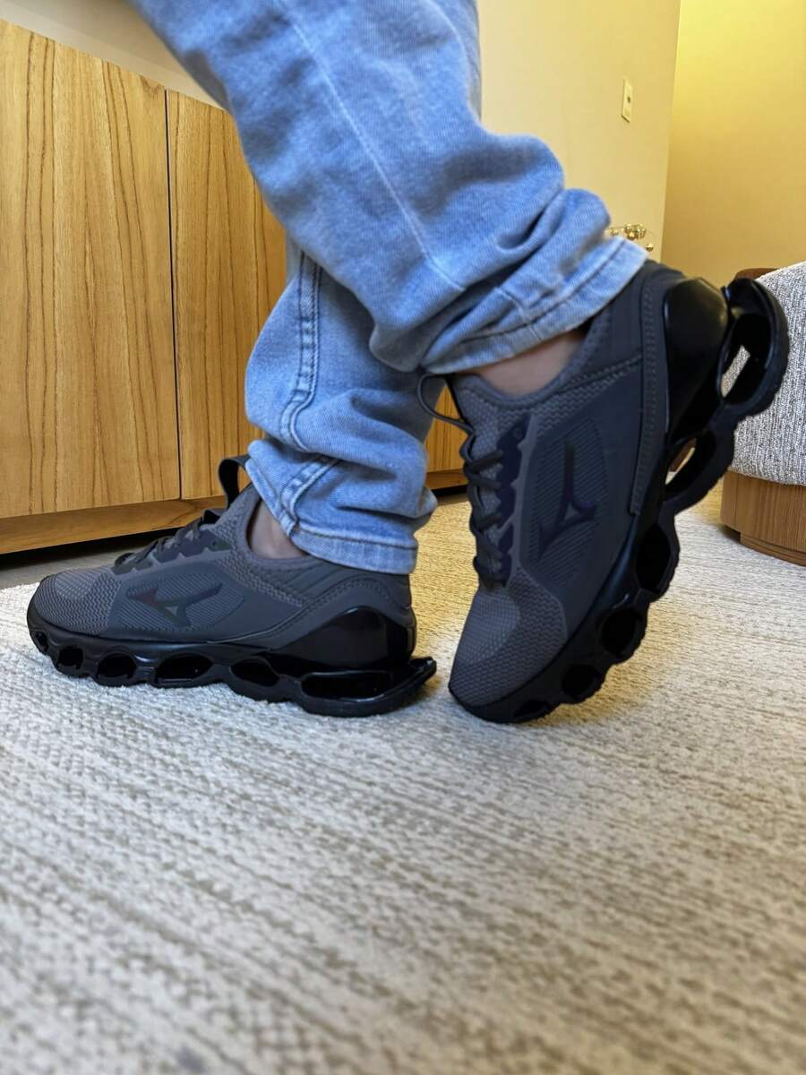 Tênis Masculino Refletivo Camaleão Ultra Confortável Sola Com Sistema amortecedor